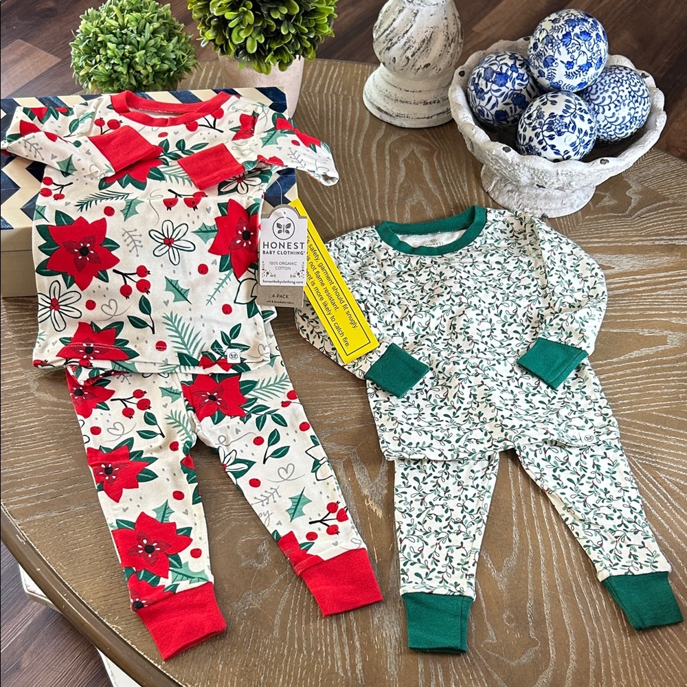 NWT! Honest Baby Organic Cotton 4 Piece Christmas Holiday Set Pajamas Set